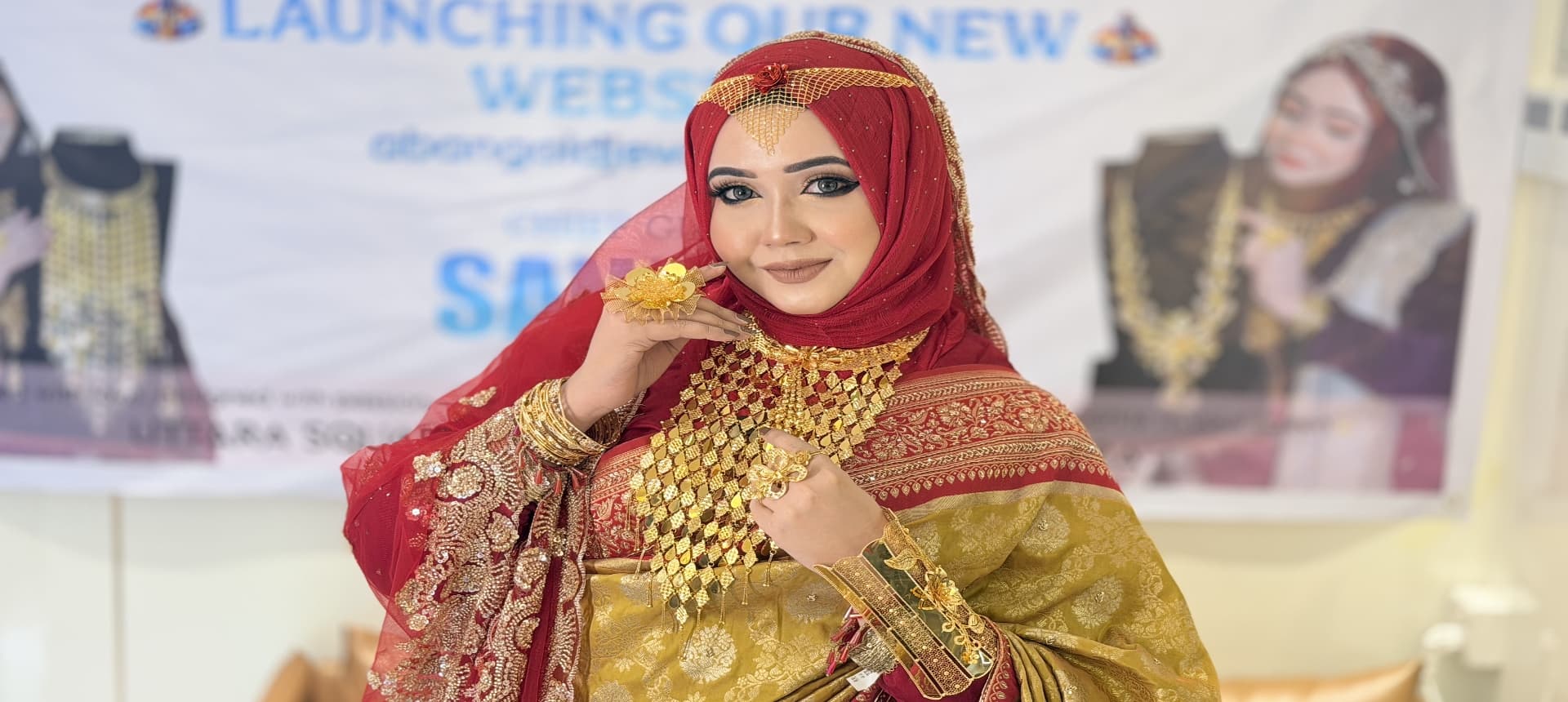 Elegant<br />Gold Bracelets